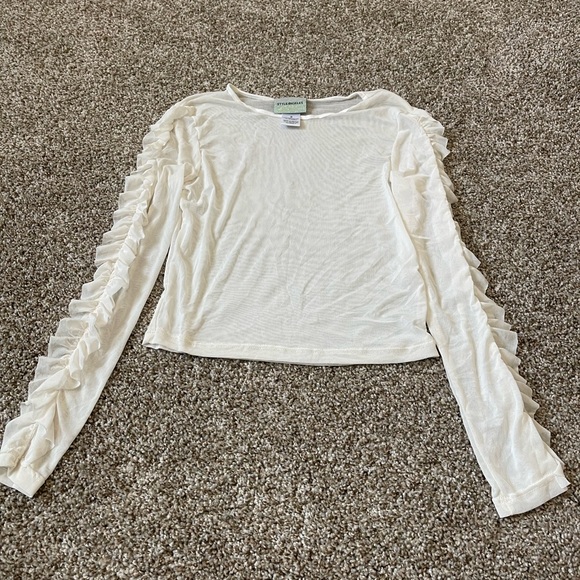 Croptop - Picture 1 of 6